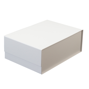 EZA7017 17.3X14.2X6.3 MATTE WHITE LUXURY VOGUE MAGA BOXES