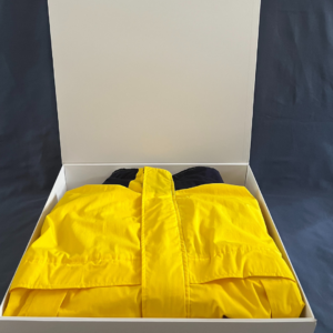 EZA7119 18.5X17X3.15 WHITE MATTE COATS, JACKETS